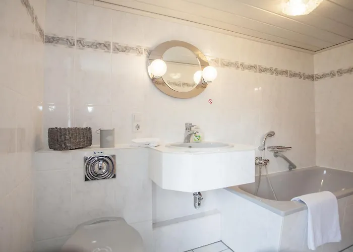 Welcome In - Neuastenbergerstrasse 4, Winterberg-neuastenberg